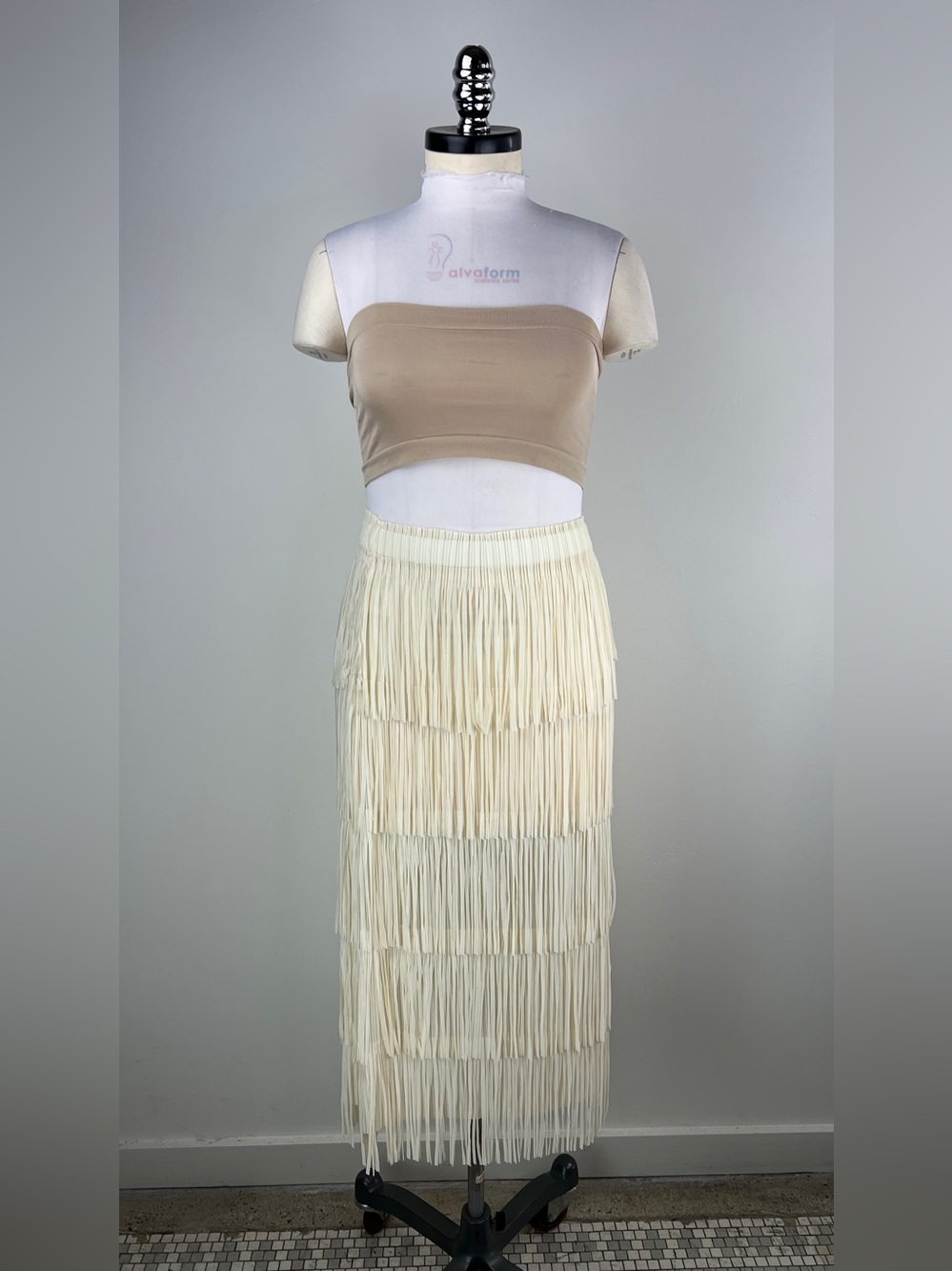 💚 3865. Cream Tiered Fringe Midi Skirt
